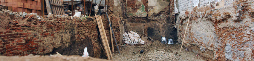 transformatoare ilustrate, str. A. Călinescu, foto: F. Bălteanu, aprilie 2013