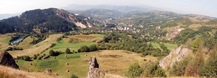 Roșia Montană, Tăul Mare - foto: F. Bălteanu, august 2012